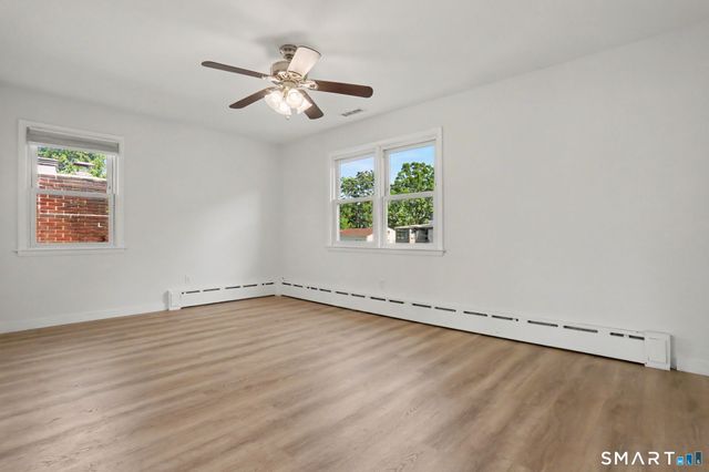 92 Burwood Avenue 2, Stamford, CT 06902