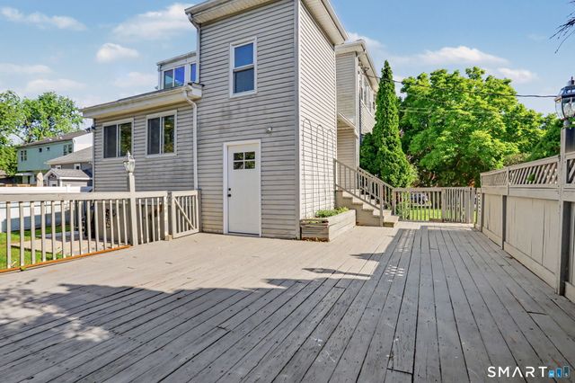 92 Burwood Avenue 2, Stamford, CT 06902