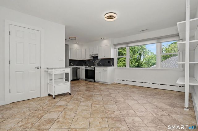 92 Burwood Avenue 2, Stamford, CT 06902