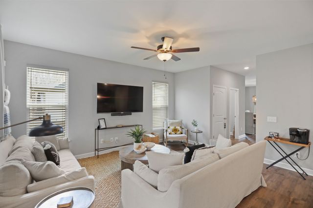 400 Evans Dr, Tullahoma, TN 37388