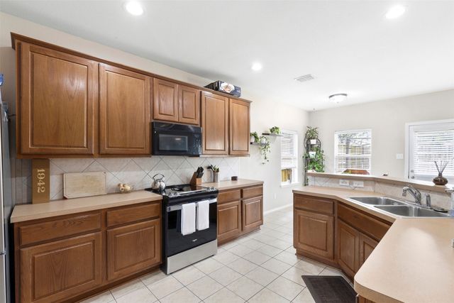 709 Paint Creek Road, Murphy, TX 75094