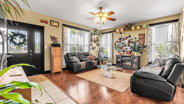 1348 13 Road, Loma, CO 81524