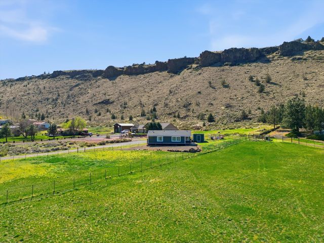 11480 SW Horny Hollow Trail, Terrebonne, OR 97760