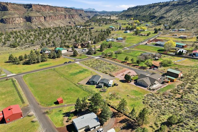 11480 SW Horny Hollow Trail, Terrebonne, OR 97760