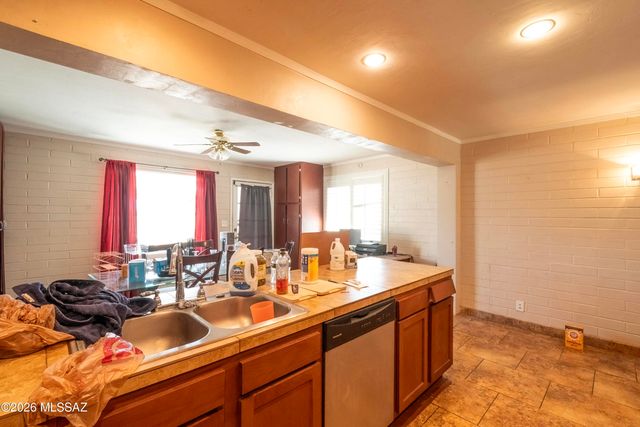 5632 E Calle Aurora, Tucson, AZ 85711