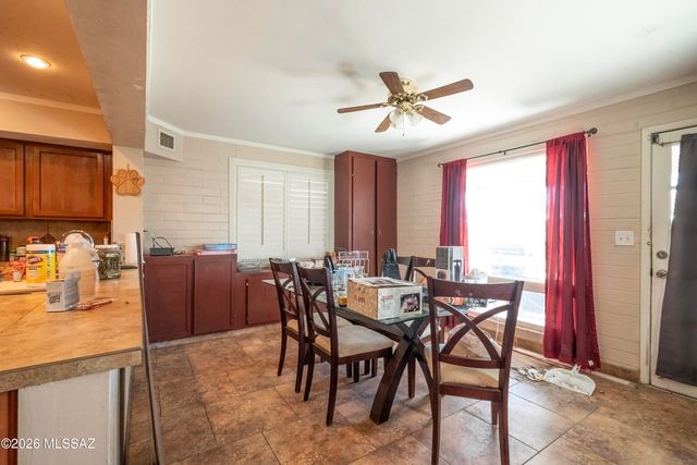 5632 E Calle Aurora, Tucson, AZ 85711