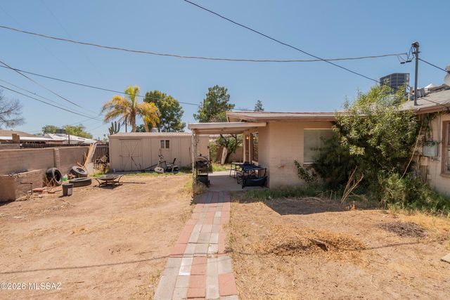 5632 E Calle Aurora, Tucson, AZ 85711