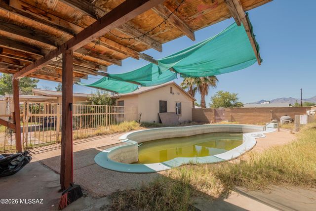 5632 E Calle Aurora, Tucson, AZ 85711