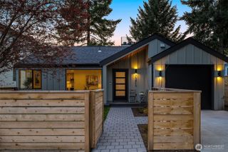 7341 B 21st Avenue NE, Seattle, WA 98115