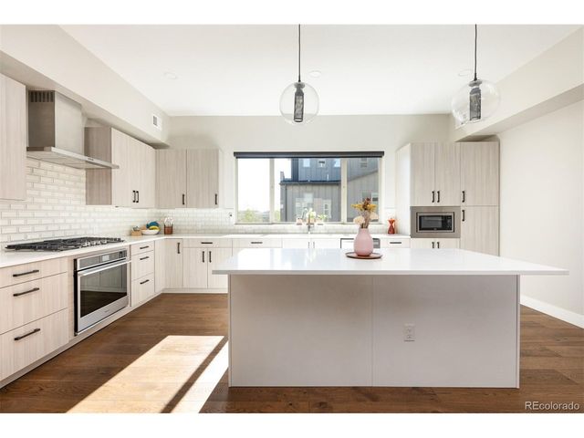 5003 S Platte River Pkwy, Littleton, CO 80123