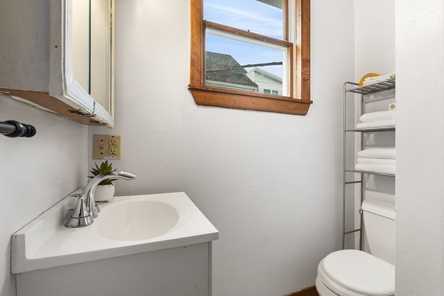 21 Hillside Avenue 21, Everett, MA 02149