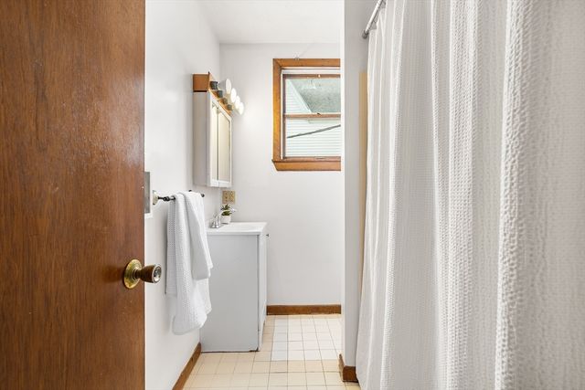 21 Hillside Avenue 21, Everett, MA 02149