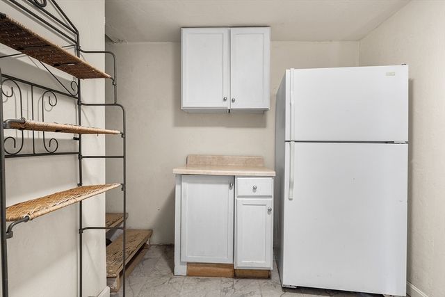 21 Hillside Avenue 21, Everett, MA 02149