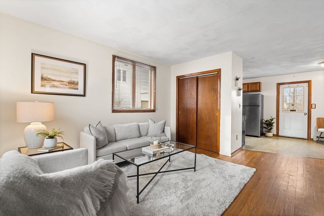 21 Hillside Avenue 21, Everett, MA 02149