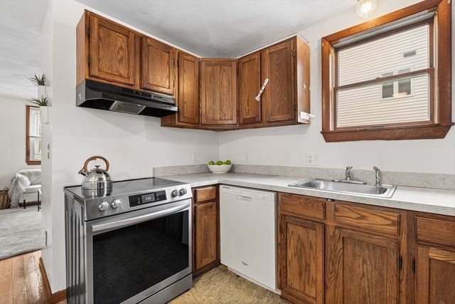 21 Hillside Avenue 21, Everett, MA 02149