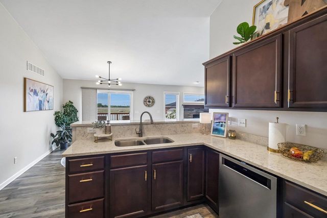39 E Gailen Lane, Milton, WI 53563