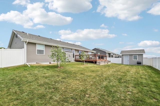39 E Gailen Lane, Milton, WI 53563
