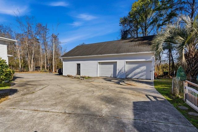 1848 Pitch Landing Rd., Conway, SC 29527