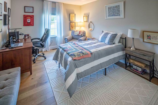 16B Lunas Ave, Epping, NH 03042