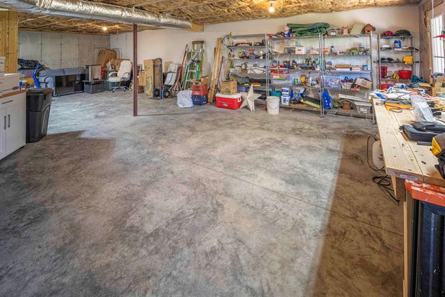 16B Lunas Ave, Epping, NH 03042