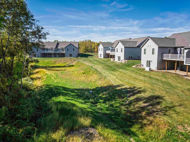 16B Lunas Ave, Epping, NH 03042