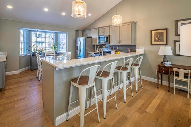 16B Lunas Ave, Epping, NH 03042