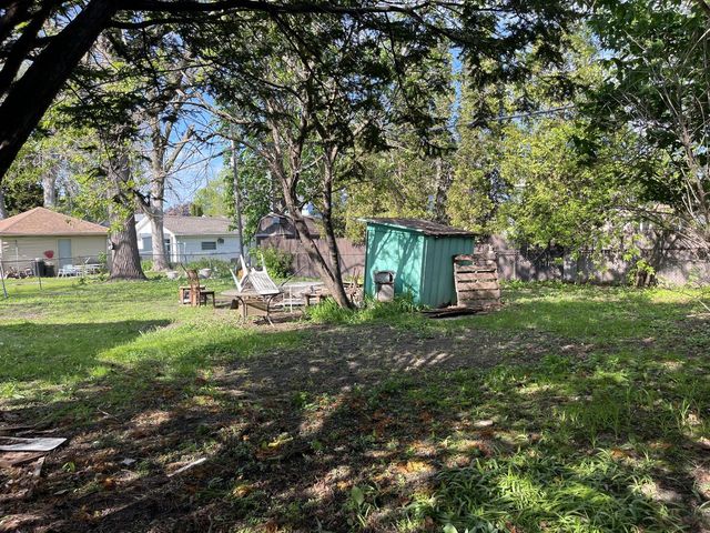 1223 S 8th STREET, Manitowoc, WI 54220