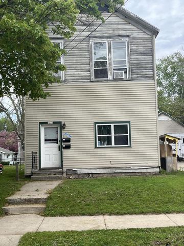 1223 S 8th STREET, Manitowoc, WI 54220