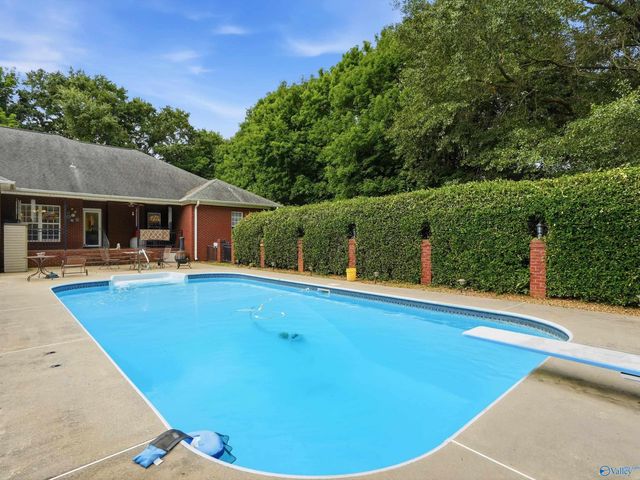 375 Wells Road, Meridianville, AL 35759