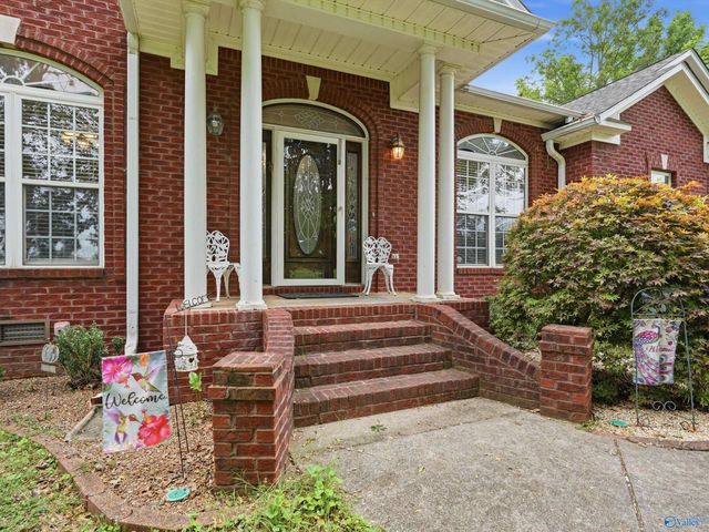 375 Wells Road, Meridianville, AL 35759