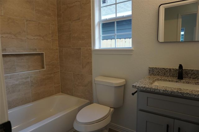 11538 Persimmon Street, Willis, TX 77318