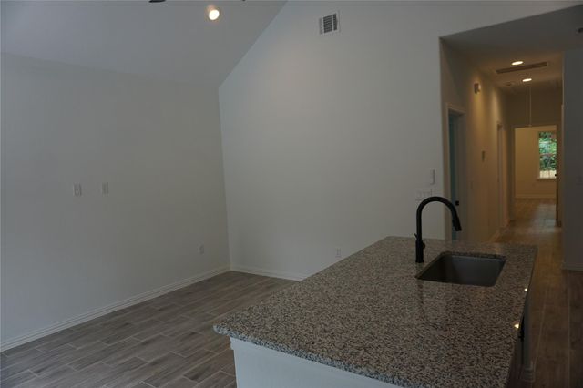 11538 Persimmon Street, Willis, TX 77318