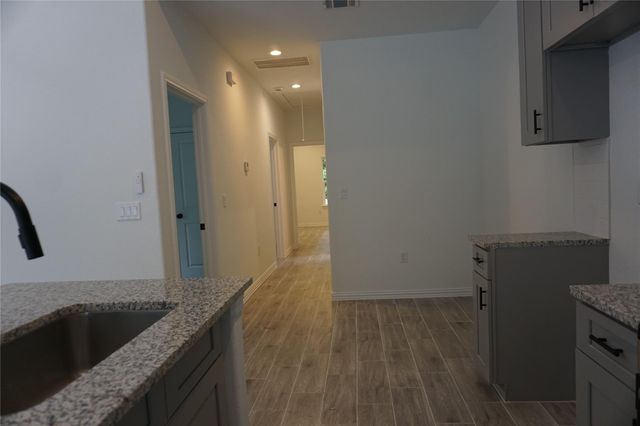 11538 Persimmon Street, Willis, TX 77318