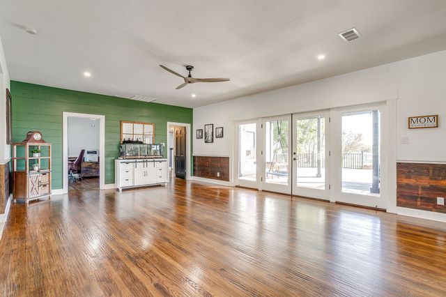 1302 FM 1885, Weatherford, TX 76088