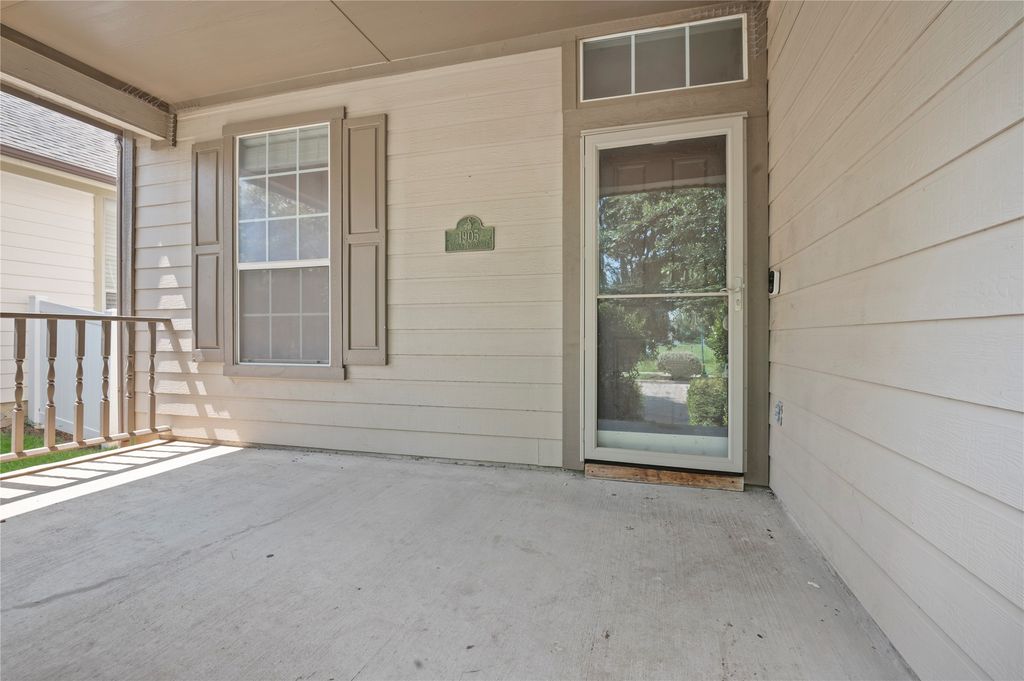 1905 Brown Thrasher Boulevard, Savannah, TX 76227 — photo 3