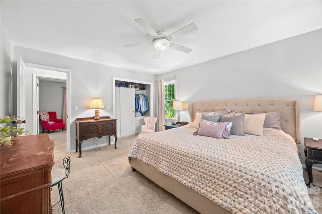 10924 Pampas Circle, Charlotte, NC 28226