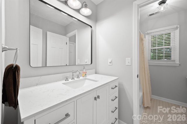 10924 Pampas Circle, Charlotte, NC 28226