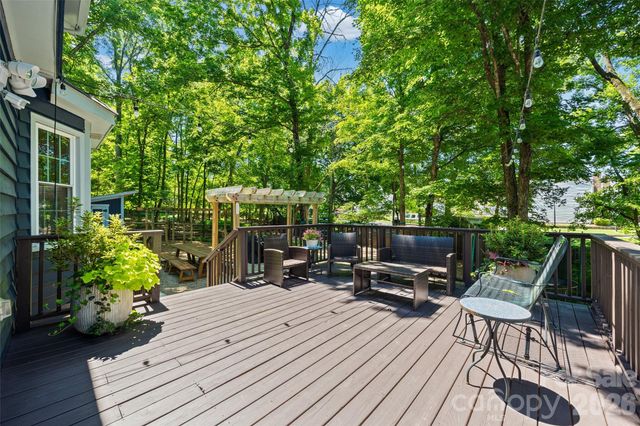 10924 Pampas Circle, Charlotte, NC 28226