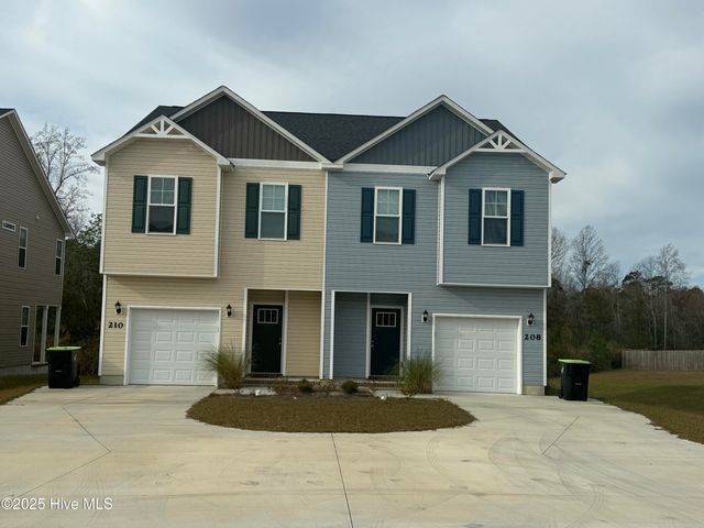 108 Crab Claw Spit Lane, Jacksonville, NC 28546
