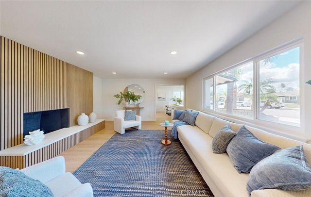 17341 Roseleaf, Tustin, CA 92780