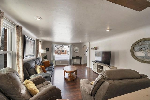 1433 11TH AVENUE, Green Bay, WI 54304