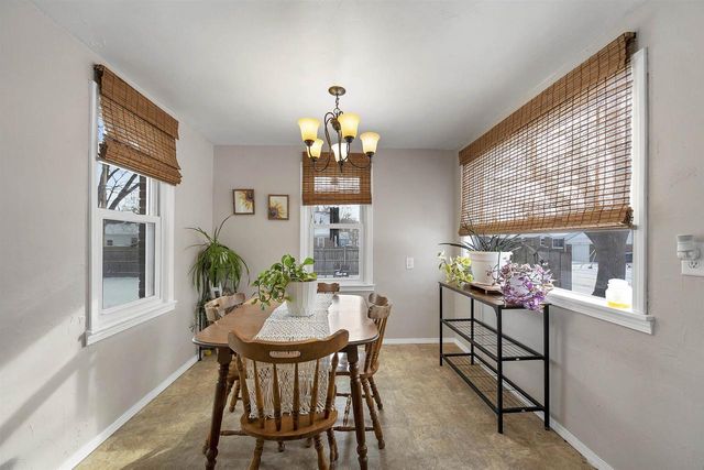 1433 11TH AVENUE, Green Bay, WI 54304