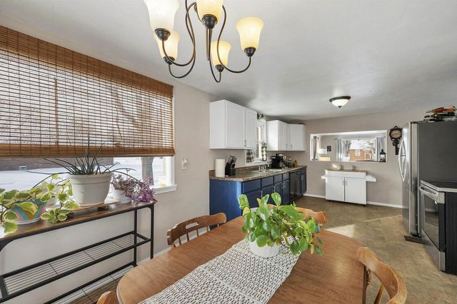 1433 11TH AVENUE, Green Bay, WI 54304