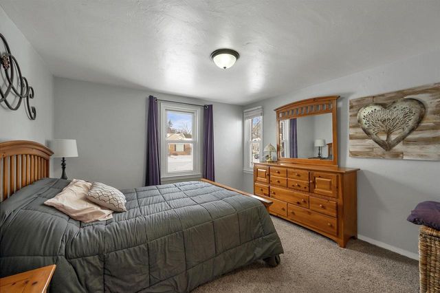 1433 11TH AVENUE, Green Bay, WI 54304