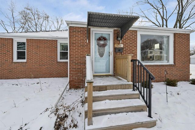 1433 11TH AVENUE, Green Bay, WI 54304