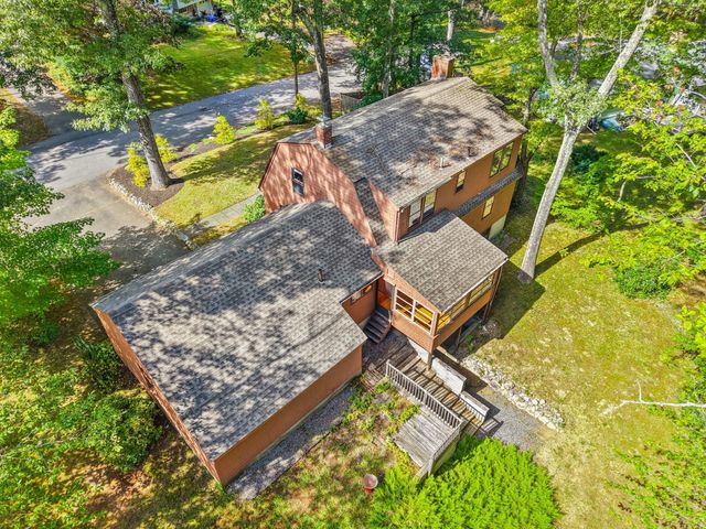 8 Ethelyn Cir, Maynard, MA 01754