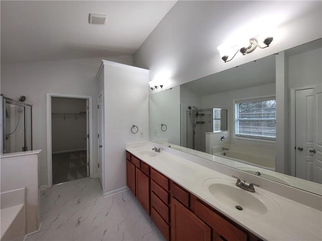 4231 Suwanee Brook Court, Buford, GA 30518
