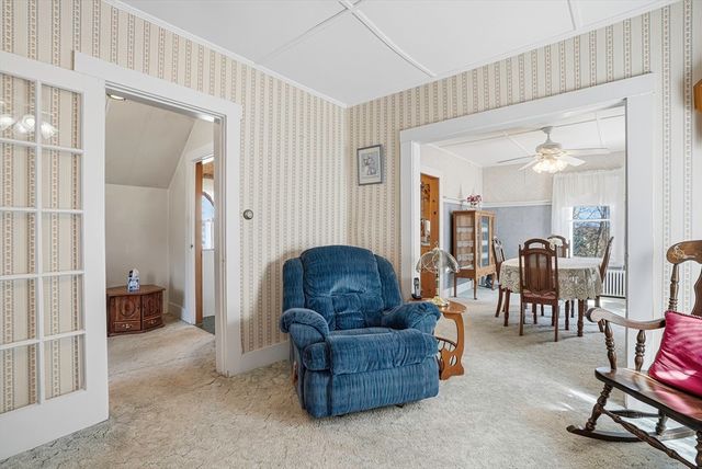 41 Grant St, Milford, MA 01757