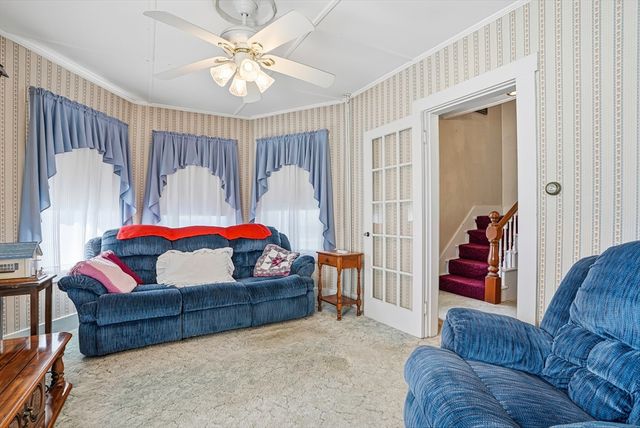 41 Grant St, Milford, MA 01757