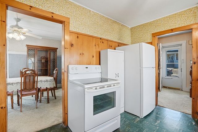 41 Grant St, Milford, MA 01757